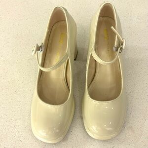 Patent Ivory Mary Jane’s